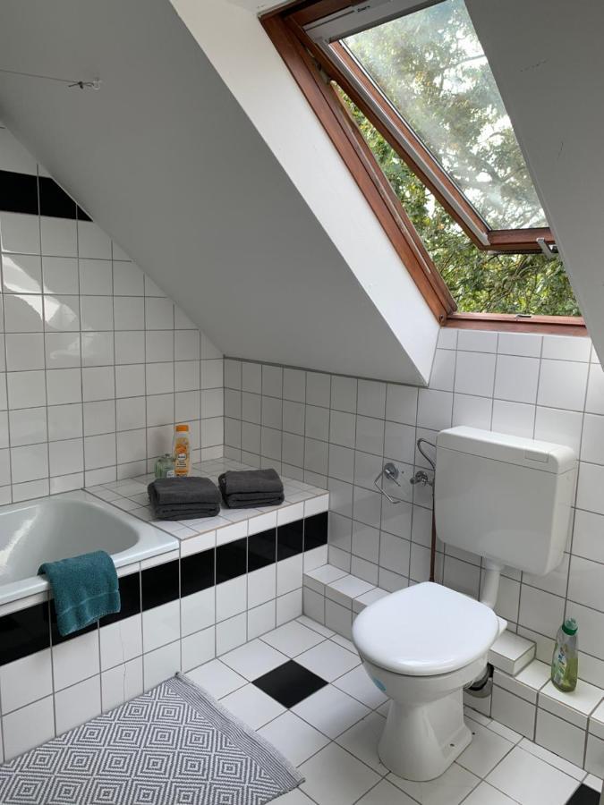 Kleines Apartment In Moenchengladbach-Neuwerk Екстериор снимка